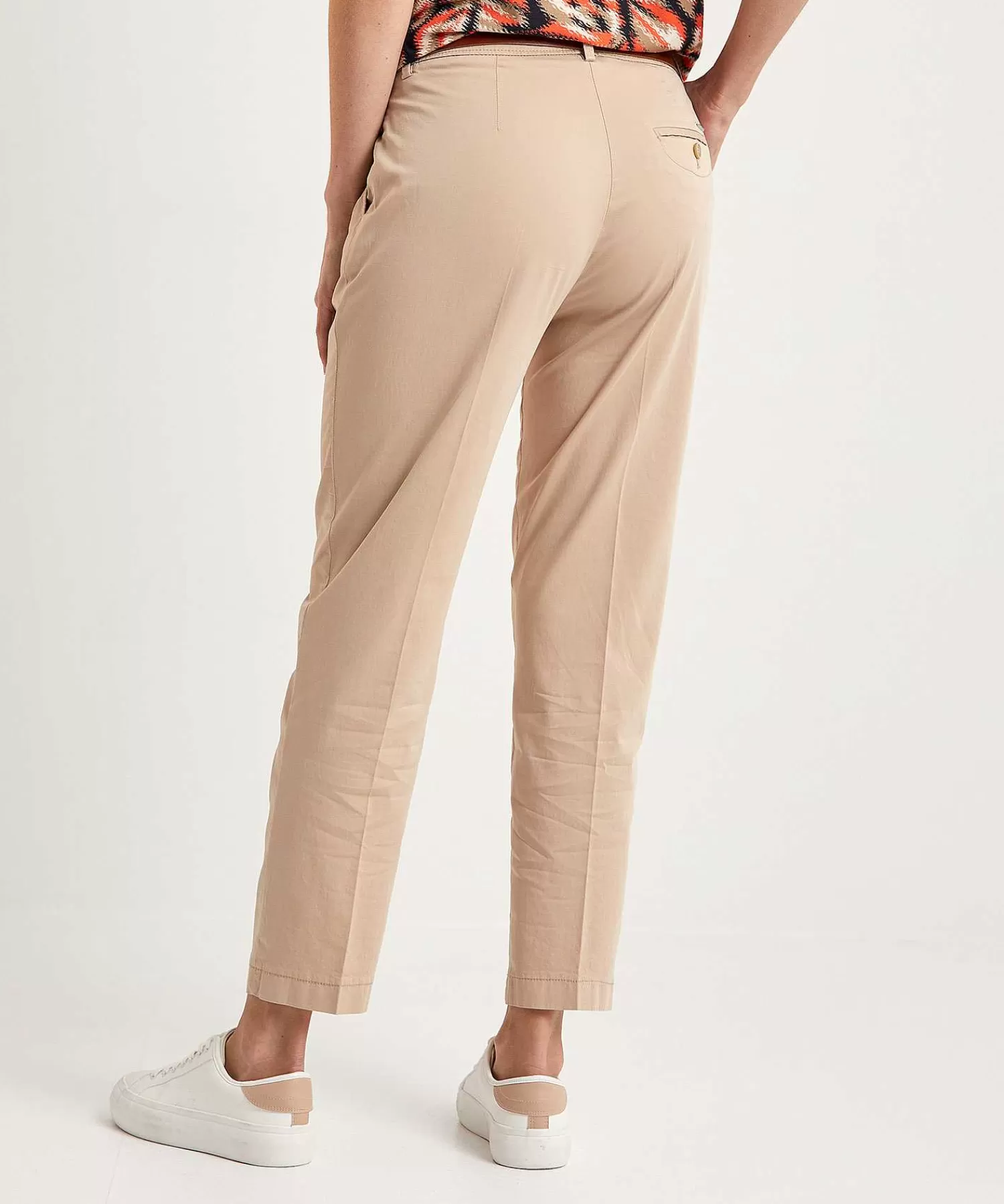 Broeken^Brax Cropped Ultra Light Chino Maron