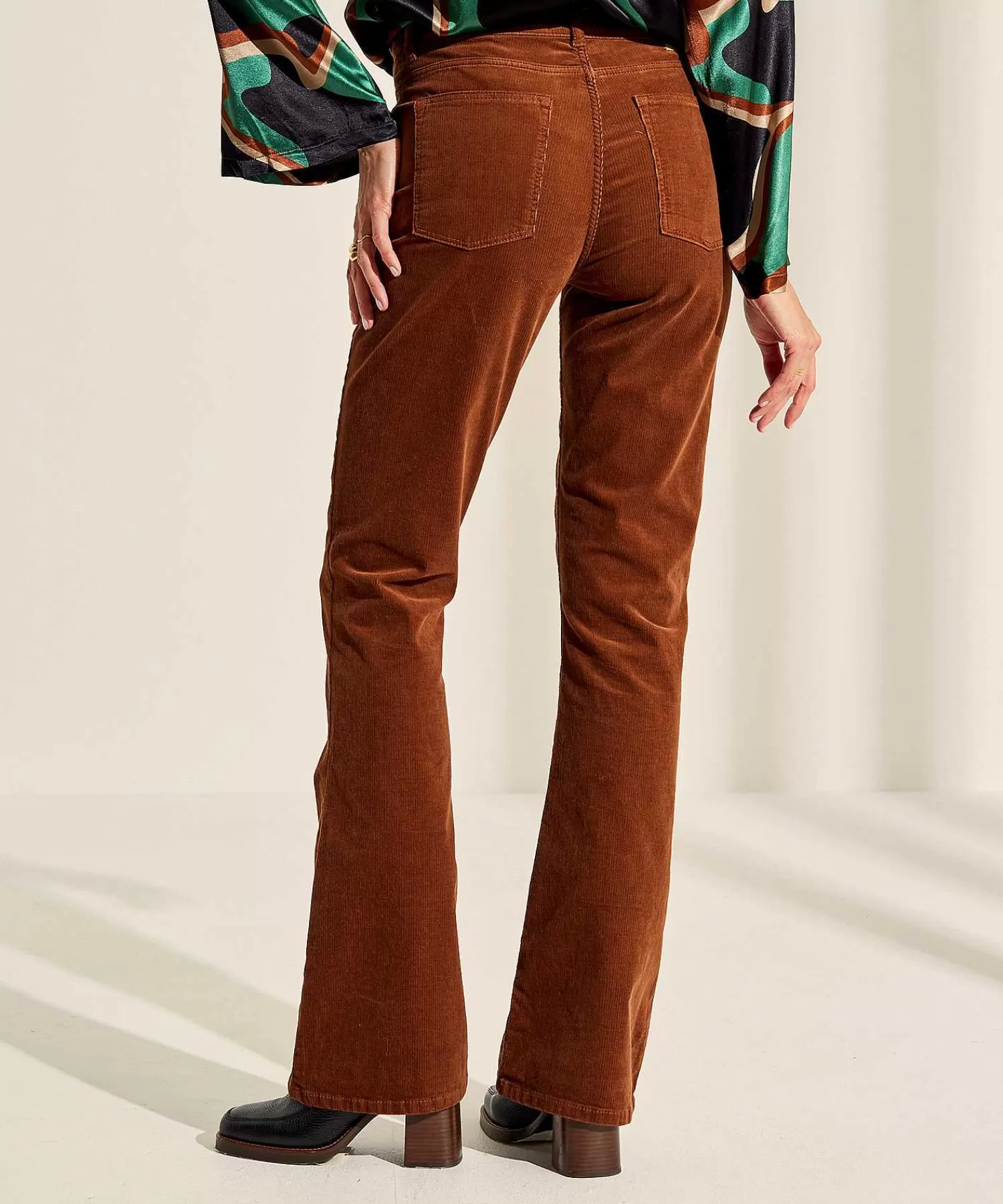 Broeken^Fabienne Chapot Flared Broek Corduroy Eva