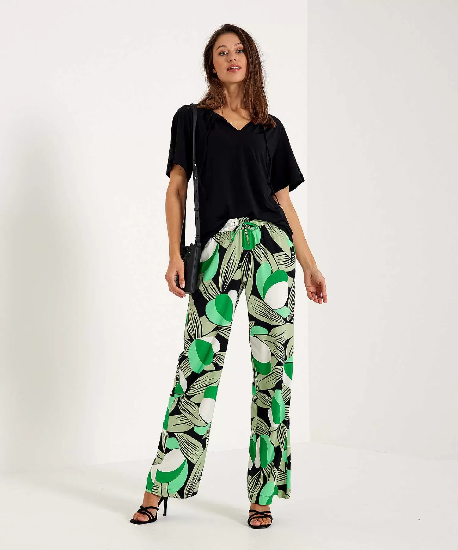 Broeken^KYRA Broek Modern Flower Bibianna