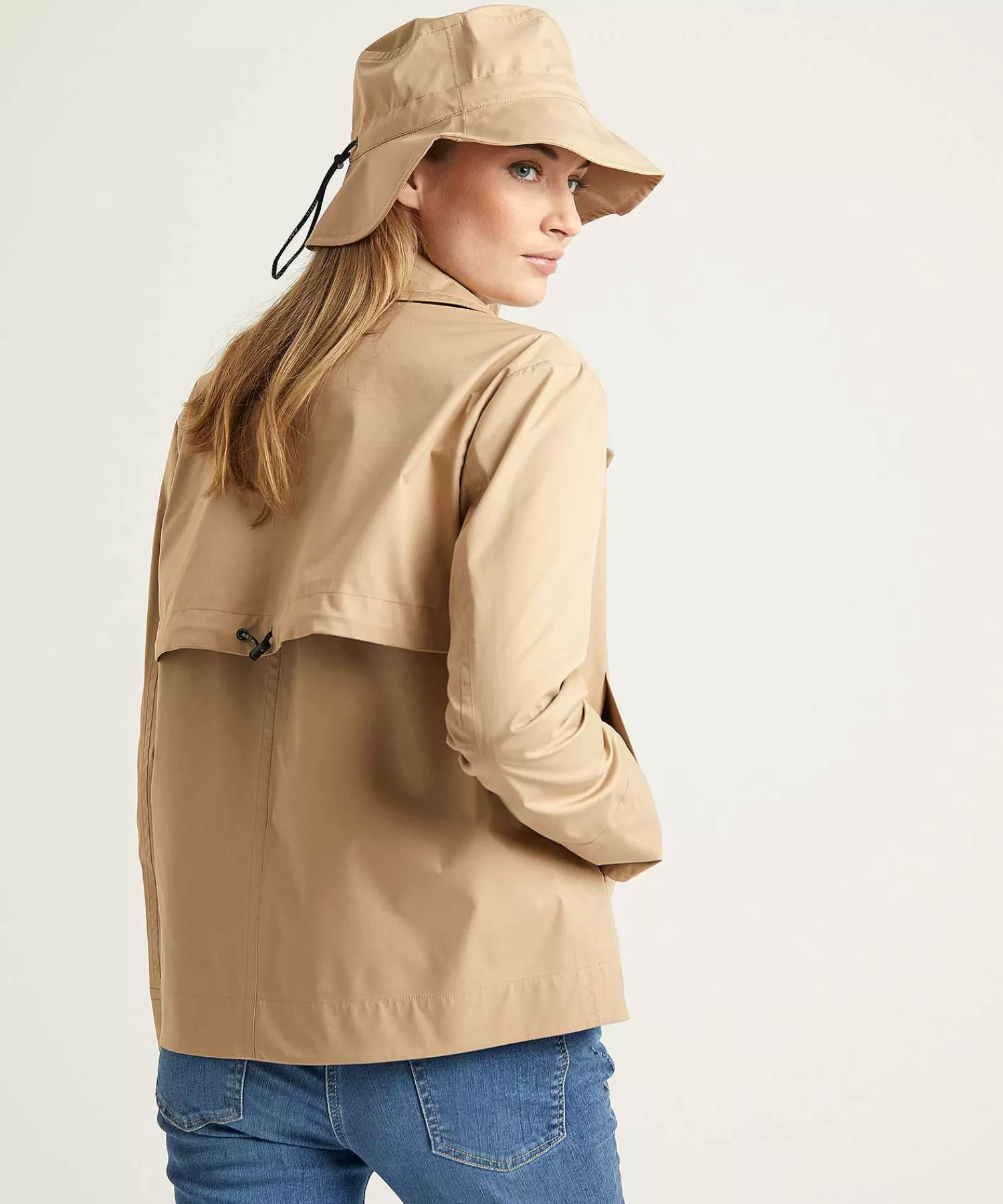 Jassen^Marc Cain Sports Kort Jack Double-Breasted Met Vissershoedje