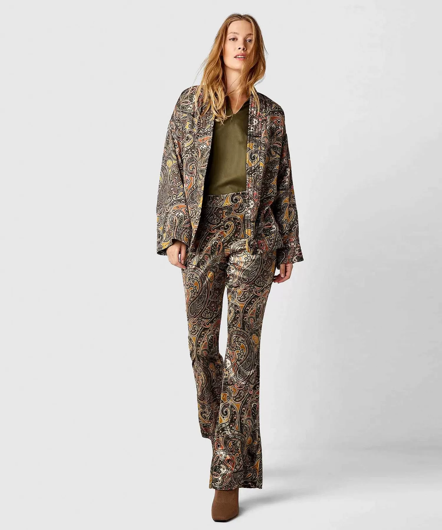 Broeken^Summum Flared Broek Paisley Velvet