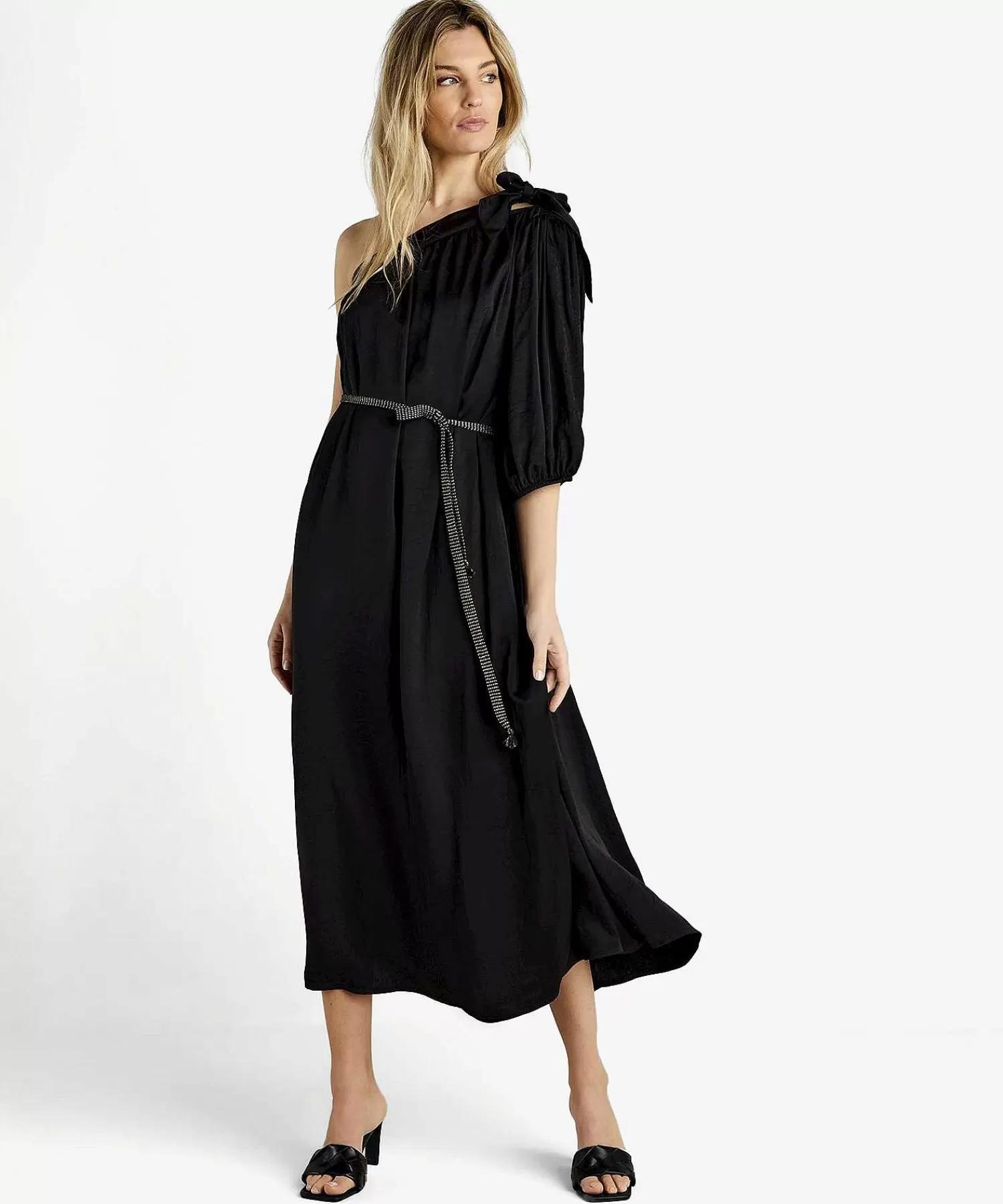 Jurken^Summum Silky Jurk Off Shoulder